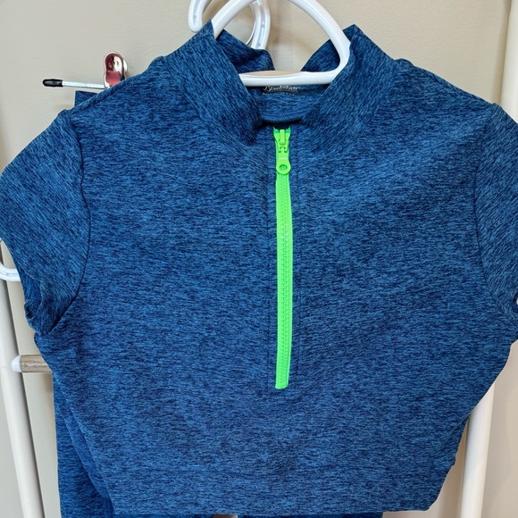 BOMBSHELL SPORTSWEAR crop top size small - Picture 7 of 10